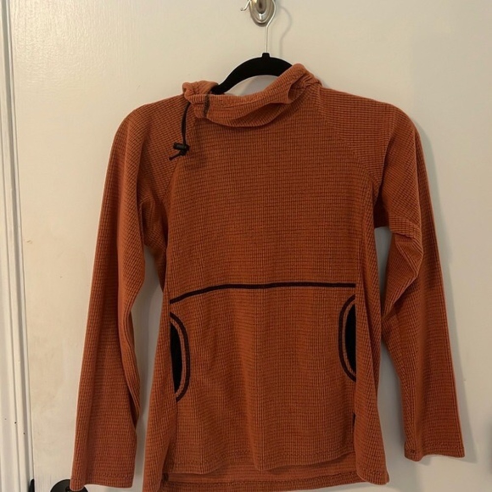 Women's size Small Melanzana